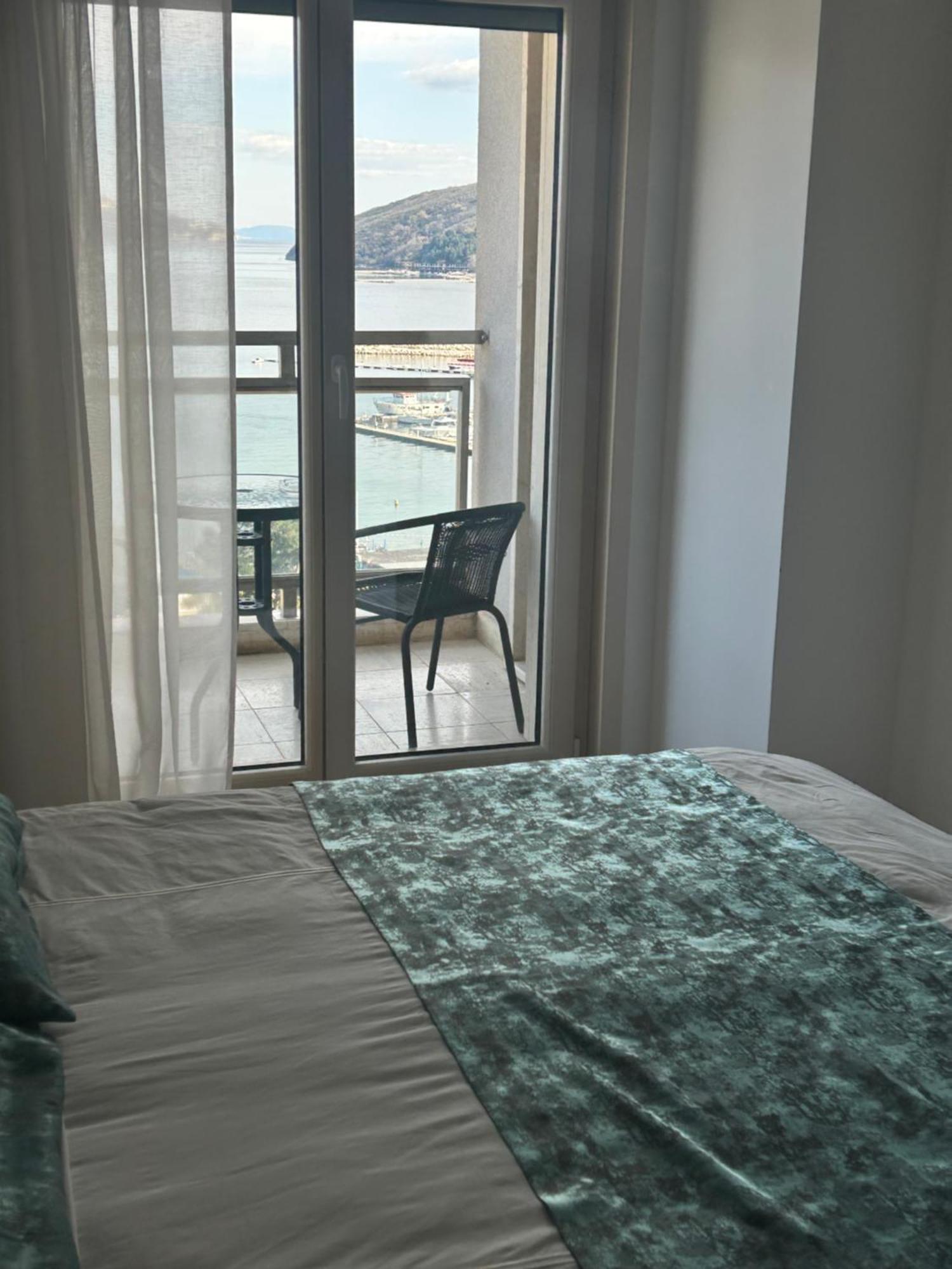 Apartments Krug Budva Ngoại thất bức ảnh