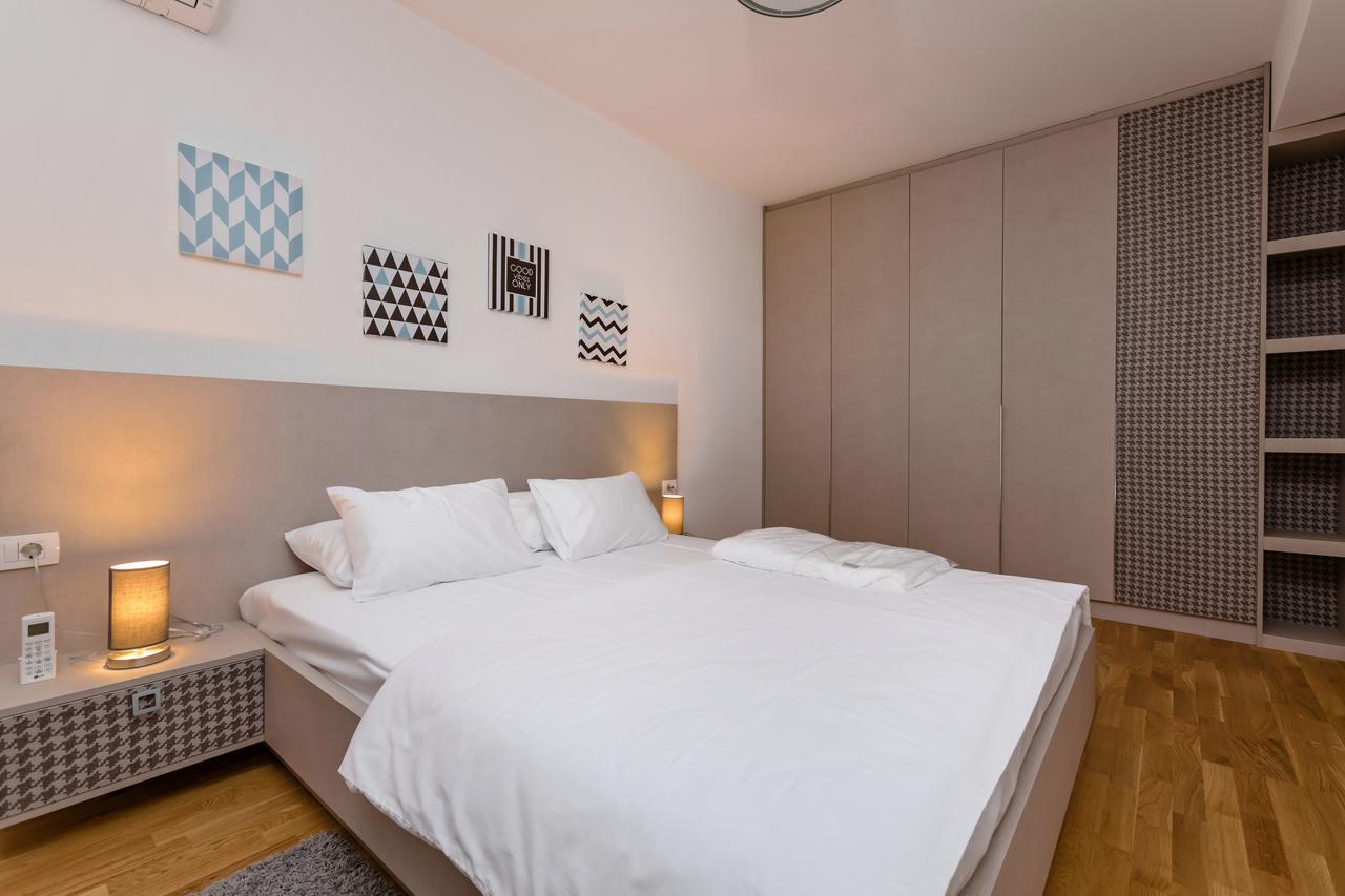 Apartments Krug Budva Ngoại thất bức ảnh